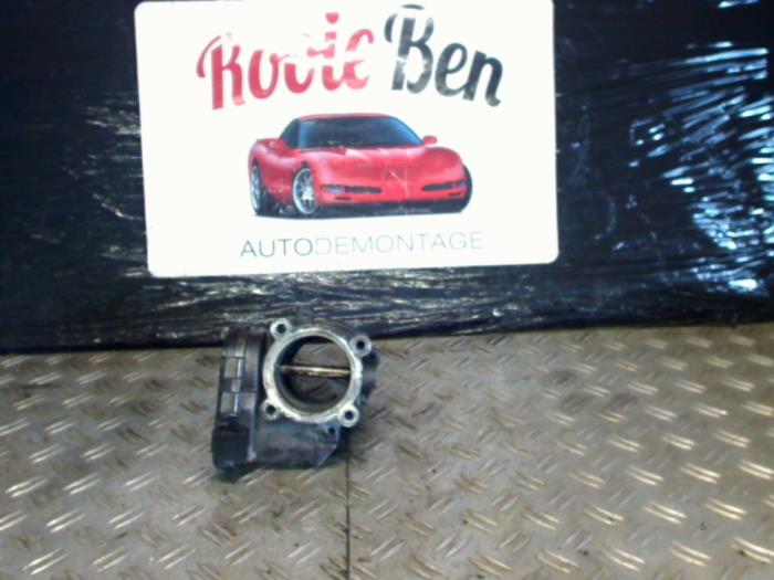 Usagé Boitier papillon Chrysler 300 C 3.0 CRD V6 24V Prix € 50,00 Règlement à la marge proposé par Rooie Ben autodemontage