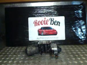 Used Oil filter housing Volkswagen Transporter T5 1.9 TDi Price on request offered by Rooie Ben autodemontage