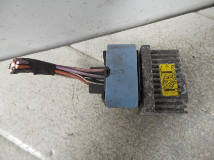 Glow plug relay Renault Master IV 2.3 dCi 16V FWD 8200859243