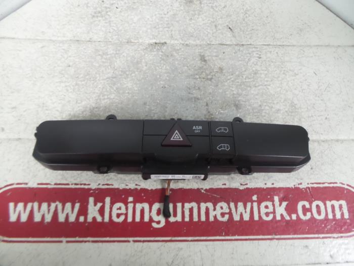 Panic lighting switch Mercedes Sprinter 3,5t 316 CDI 16V - A9068701010