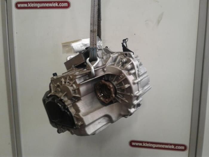 Gearbox Skoda Yeti 02E300016K QKF6TDSG