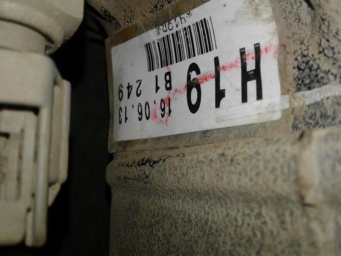 Front differential Toyota Hi-lux VI 2.4 D4D-F 16V 4x4 - H19B1249