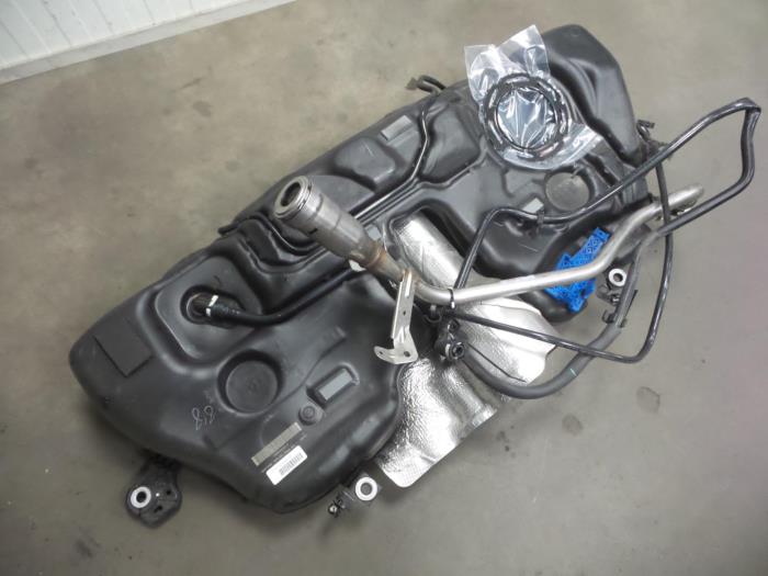 Tank Volvo XC60 II 2.0 T5 16V AWD 31478588