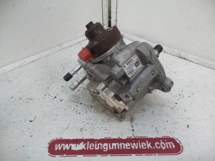 Mechanical fuel pump Ford Mondeo V 