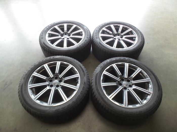 Set of sports wheels Audi Q7 - 4M0601025AD Alloy UL