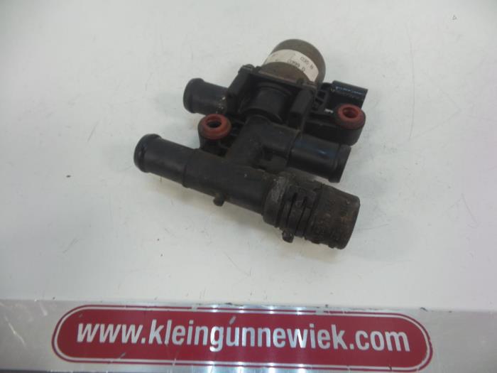 Audi A4 Electric heater valves stock