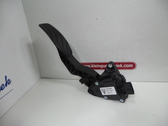 Throttle pedal position sensor Nissan XTrail 18002DF30B R9N401