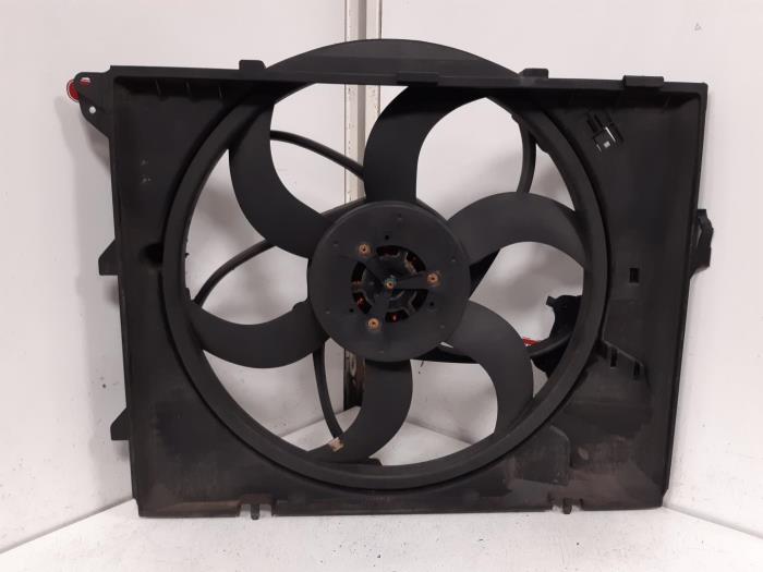 Fan motor BMW 3 serie Touring 318i 16V - 17427563259