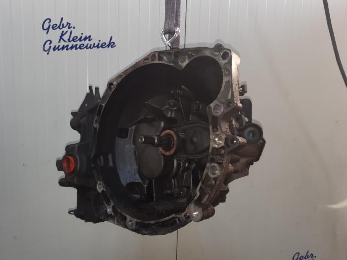 Gearbox Citroen C5 II Break 2.0 HDiF 16V 2222YW 20MB17