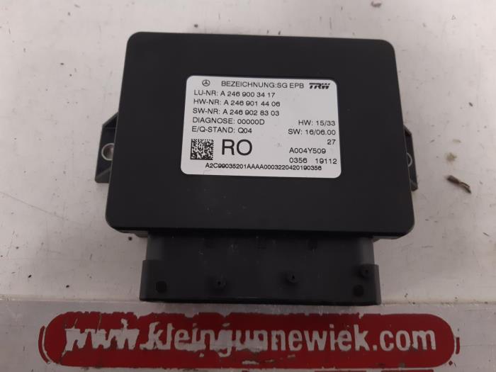 Parking brake module Mercedes GLA 1.6 180 16V A2469003417 TRW