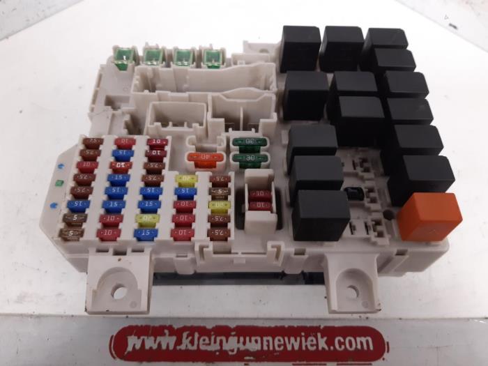 Fuse box Smart Forfour 1.3 16V A4545400024