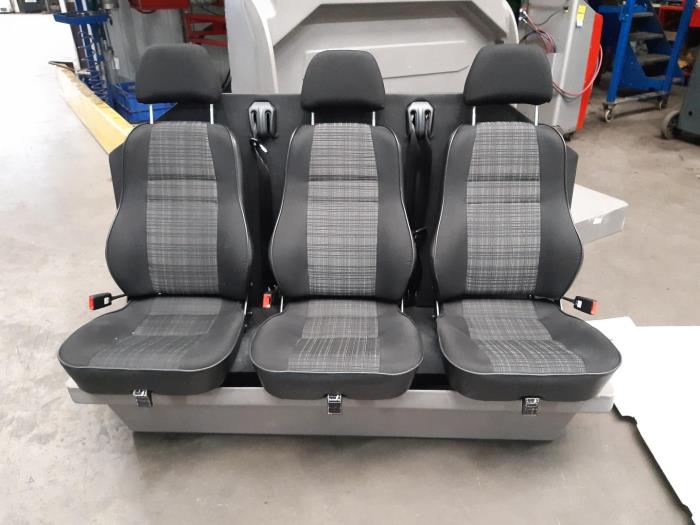 Renault Master Asientos traseros stock ProxyParts.es Renault Master Asientos traseros stock ProxyParts.es