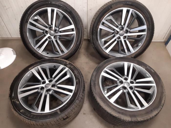 Set of sports wheels Audi Q5 - 80A601025F Alloy RONAL