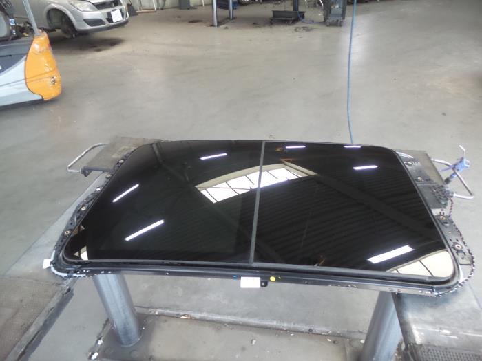 Sunroof mechanisms with part number 8R0877041 stock