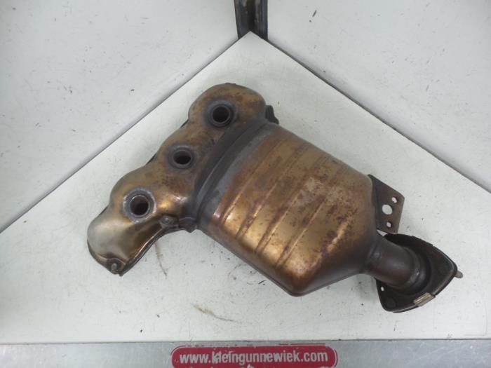 Catalytic converters with engine code Z12XE stock