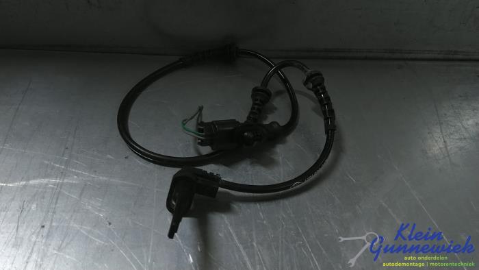 Używane Czujnik ABS Renault Grand Scenic Cena € 18,00 Procedura marży oferowane przez Klein Gunnewiek Autodemontage & Motorentechniek