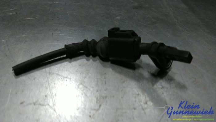 Usados Sensor ABS Skoda Roomster Precio € 17,00 Norma de margen ofrecido por Klein Gunnewiek Autodemontage & Motorentechniek