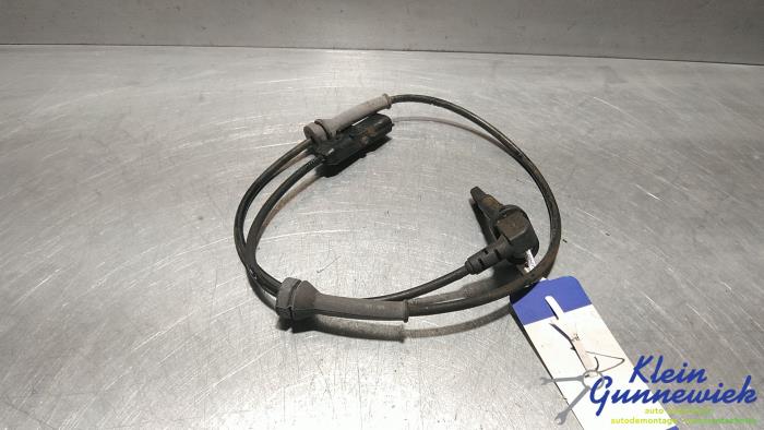 Begagnade ABS-sensor Renault Master Pris € 23,00 Marginaltabell erbjuds av Klein Gunnewiek Autodemontage & Motorentechniek