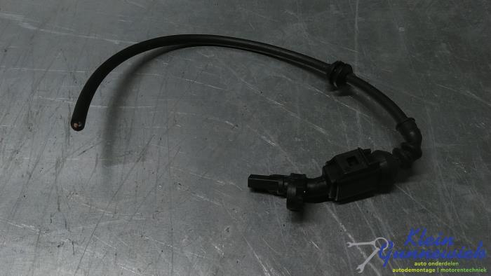 Begagnade ABS-sensor Audi A1 Pris € 20,00 Marginaltabell erbjuds av Klein Gunnewiek Autodemontage & Motorentechniek