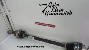 Usagé Arbre de transmission arrière droit Volkswagen Tiguan Prix € 75,00 Règlement à la marge proposé par Gebr.Klein Gunnewiek Ho.BV