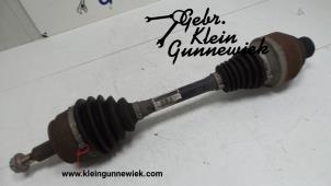 Used Front drive shaft, right Volkswagen Transporter Price € 160,00 Margin scheme offered by Gebr.Klein Gunnewiek Ho.BV