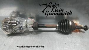 Usagé Arbre de transmission avant gauche Volkswagen Golf Prix € 30,00 Règlement à la marge proposé par Gebr.Klein Gunnewiek Ho.BV