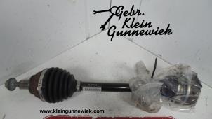Used Front drive shaft, left Volkswagen Golf Price € 95,00 Margin scheme offered by Gebr.Klein Gunnewiek Ho.BV