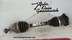 Usagé Arbre de transmission avant gauche Audi A4 Prix € 175,00 Règlement à la marge proposé par Gebr.Klein Gunnewiek Ho.BV