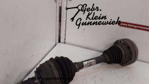 Used Front drive shaft, left Volkswagen Touareg Price € 85,00 Margin scheme offered by Gebr.Klein Gunnewiek Ho.BV