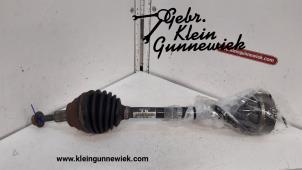 Used Front drive shaft, left Volkswagen Golf Price € 35,00 Margin scheme offered by Gebr.Klein Gunnewiek Ho.BV