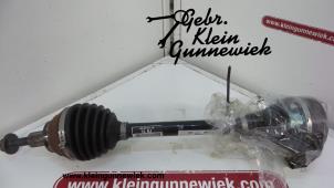 Używane Os napedowa lewy przód Volkswagen Golf Cena € 95,00 Procedura marży oferowane przez Gebr.Klein Gunnewiek Ho.BV