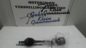 Usagé Arbre de transmission avant gauche Volkswagen Polo Prix € 95,00 Règlement à la marge proposé par Gebr.Klein Gunnewiek Ho.BV