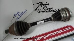 Gebrauchte Antriebswelle links vorne Volkswagen Passat Preis € 185,00 Margenregelung angeboten von Gebr.Klein Gunnewiek Ho.BV
