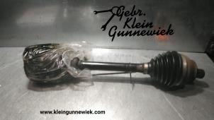 Used Front drive shaft, left Volkswagen Bestel Price € 55,00 Margin scheme offered by Gebr.Klein Gunnewiek Ho.BV