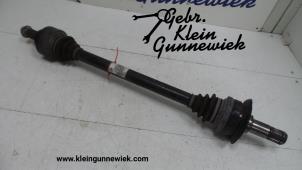 Usagé Arbre de transmission arrière droit BMW 1-Serie Prix € 75,00 Règlement à la marge proposé par Gebr.Klein Gunnewiek Ho.BV