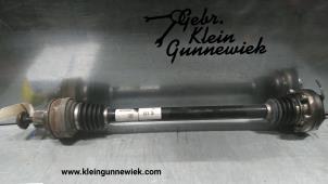 Usagé Arbre de transmission arrière gauche Audi Q7 Prix € 90,00 Règlement à la marge proposé par Gebr.Klein Gunnewiek Ho.BV