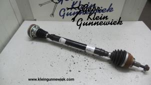 Usagé Arbre de transmission avant droit Volkswagen Sharan Prix € 245,00 Règlement à la marge proposé par Gebr.Klein Gunnewiek Ho.BV