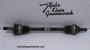 Usagé Arbre de transmission arrière droit BMW 7-Série Prix € 135,00 Règlement à la marge proposé par Gebr.Klein Gunnewiek Ho.BV
