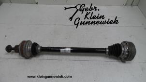 Usagé Arbre de transmission arrière gauche Audi A8 Prix € 175,00 Règlement à la marge proposé par Gebr.Klein Gunnewiek Ho.BV