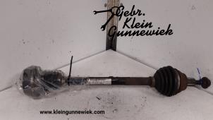 Used Front drive shaft, left Volkswagen Golf Price € 40,00 Margin scheme offered by Gebr.Klein Gunnewiek Ho.BV
