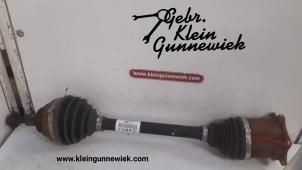 Used Front drive shaft, left Volkswagen Passat Price € 75,00 Margin scheme offered by Gebr.Klein Gunnewiek Ho.BV