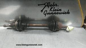 Gebrauchte Antriebswelle links vorne Ford KA Preis € 55,00 Margenregelung angeboten von Gebr.Klein Gunnewiek Ho.BV
