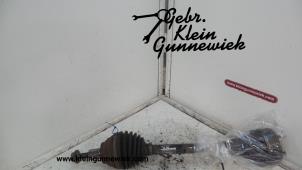 Usagé Arbre de transmission avant gauche Volkswagen Golf Prix € 35,00 Règlement à la marge proposé par Gebr.Klein Gunnewiek Ho.BV