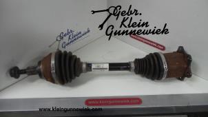 Usagé Arbre de transmission avant gauche Volkswagen Jetta Prix € 135,00 Règlement à la marge proposé par Gebr.Klein Gunnewiek Ho.BV