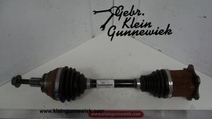 Używane Os napedowa lewy przód Volkswagen Jetta Cena € 135,00 Procedura marży oferowane przez Gebr.Klein Gunnewiek Ho.BV
