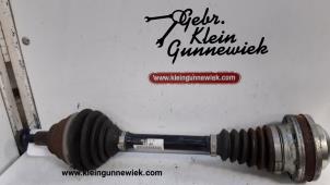 Gebrauchte Antriebswelle links vorne Volkswagen Golf Preis € 115,00 Margenregelung angeboten von Gebr.Klein Gunnewiek Ho.BV