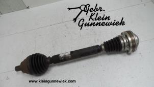 Usagé Cardan droit (transmission) Volkswagen T-Roc Prix € 145,00 Règlement à la marge proposé par Gebr.Klein Gunnewiek Ho.BV