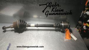 Usagé Arbre de transmission avant droit Audi A8 Prix € 75,00 Règlement à la marge proposé par Gebr.Klein Gunnewiek Ho.BV