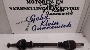 Usagé Arbre de transmission avant gauche Peugeot Boxer Prix € 35,00 Règlement à la marge proposé par Gebr.Klein Gunnewiek Ho.BV
