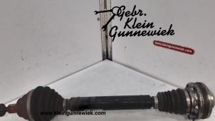 Used Front drive shaft, right Volkswagen Golf Price € 95,00 Margin scheme offered by Gebr.Klein Gunnewiek Ho.BV
